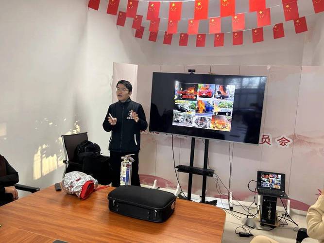 依安镇东北社区联合齐齐哈尔市消安消防信息咨询服